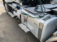 2018 VOLVO TRUCK VNL