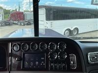 2022 Peterbilt 389X