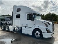 2017 Volvo VNL64T 780