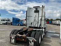 2017 Volvo VNL64T 780