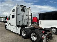 2017 Volvo VNL64T 780