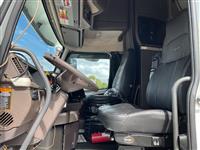 2017 Volvo VNL64T 780