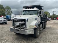 2019 Mack GR64B