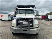 2019 Mack GR64B
