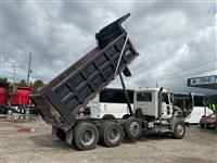 2019 Mack GR64B