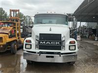 2024 Mack MD6