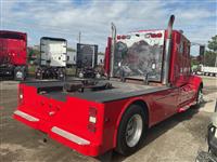 2009 Peterbilt 384
