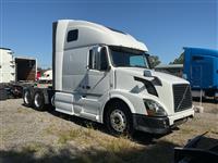 2015 Volvo VNL670