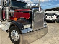 2020 Kenworth W900L