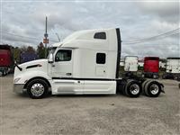 2023 Peterbilt 579