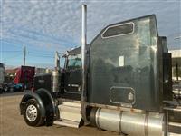 2005 Kenworth W900B