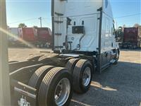 2020 Freightliner Cascadia