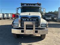 2011 Mack GU713