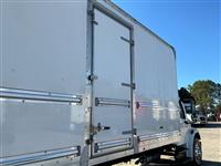 2020 Freightliner M2 106