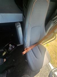 2021 Volvo VNL64T760