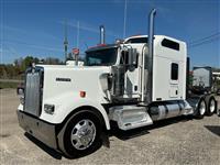 2019 Kenworth W900L