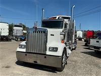 2019 Kenworth W900L