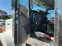 2019 Kenworth W900L
