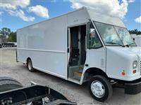 2020 Freightliner MT556