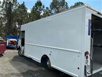 2020 Freightliner MT556