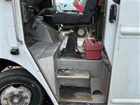 2020 Freightliner MT556