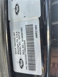 2015 Mack GU713