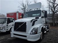 2016 Volvo VNL300