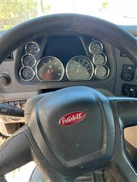 2016 Peterbilt 579