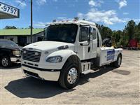 2023 Freightliner M2