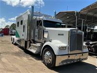 2020 Kenworth W900L