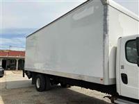 2018 Freightliner M2 106