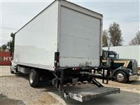 2018 Freightliner M2 106