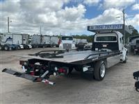 2024 Freightliner M2