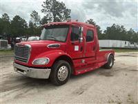 2011 Freightliner M2