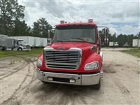 2011 Freightliner M2