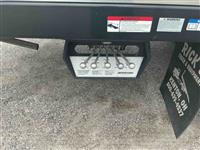 2025 Freightliner M2 106