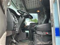 2021 Kenworth W900