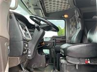 2021 Kenworth W900