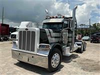 2012 Peterbilt 389
