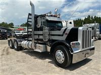 2012 Peterbilt 389
