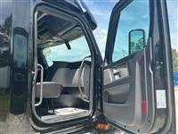 2024 Freightliner Cascadia