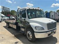 2020 Freightliner M2 106