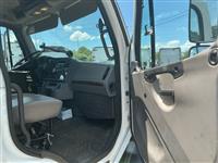 2020 Freightliner M2 106