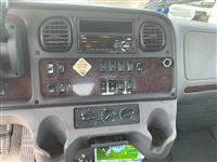 2020 Freightliner M2 106