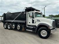 2023 Mack GR104FR