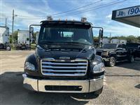 2025 Freightliner M2 106