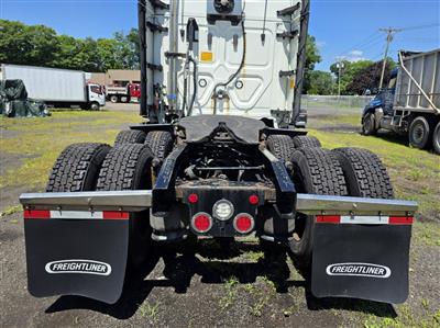 2022 Freightliner Cascadia