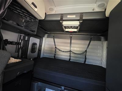 2022 Freightliner Cascadia