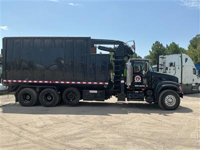 2005 Mack GU713