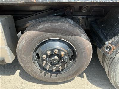 2005 Mack GU713